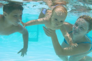 Meinung zu Schwimmhilfen einer Mutter